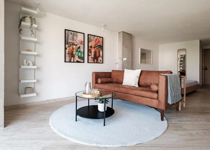 Par 306 Apartment *